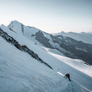 狂躁欧美肥臀大BBBB
