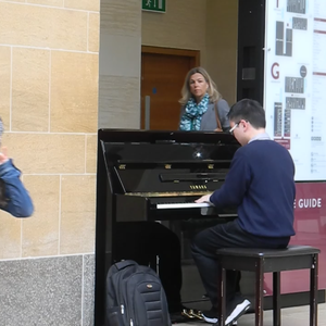 狂躁欧美肥臀大BBBB
